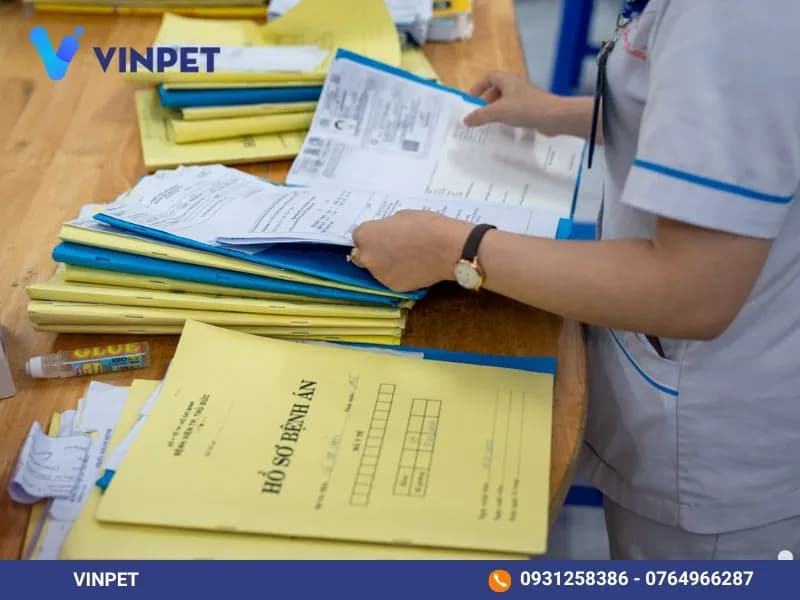 Manual medical record management, lack of data linkage causes difficulties in retrieval